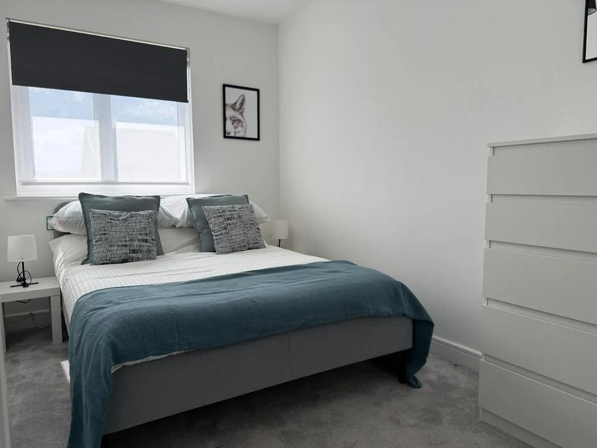 Strikingly Stylish Exeter Retreat - Modern 3-Bed Storbritannien